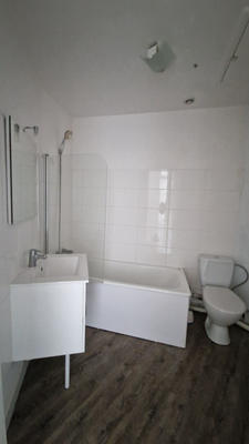 Appartement - 75 m² - 3 pièces