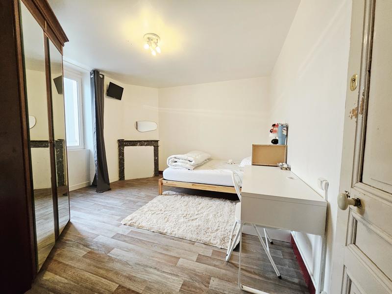 Villa - 262 m² - 13 pièces