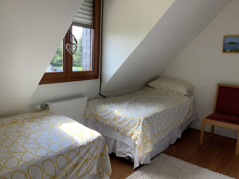 Maison - 152 m² - 8 pièces