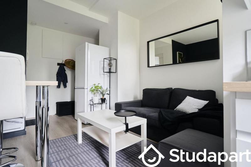 Chambre - 11 m² - 1 pièce