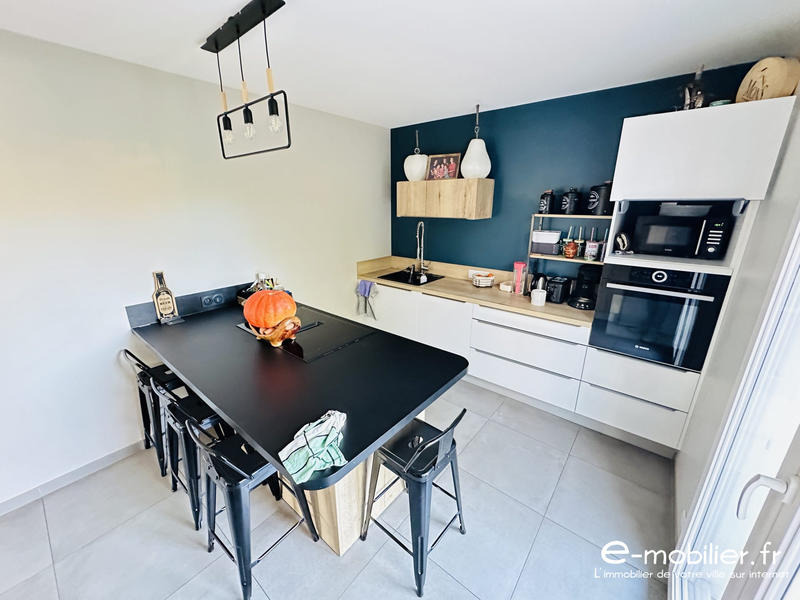 Maison - 134 m² - 6 pièces