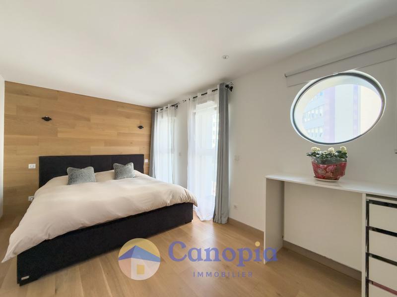 Duplex - 92 m² - 4 pièces