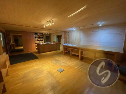 Bureau - 123 m² - 4 pièces