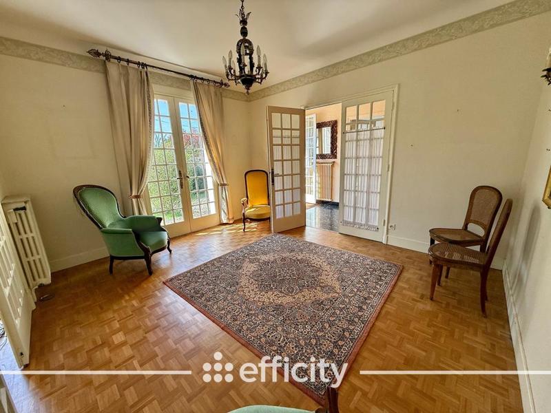 Maison - 145 m² - 7 pièces