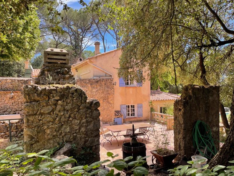 Maison - 163 m² - 6 pièces