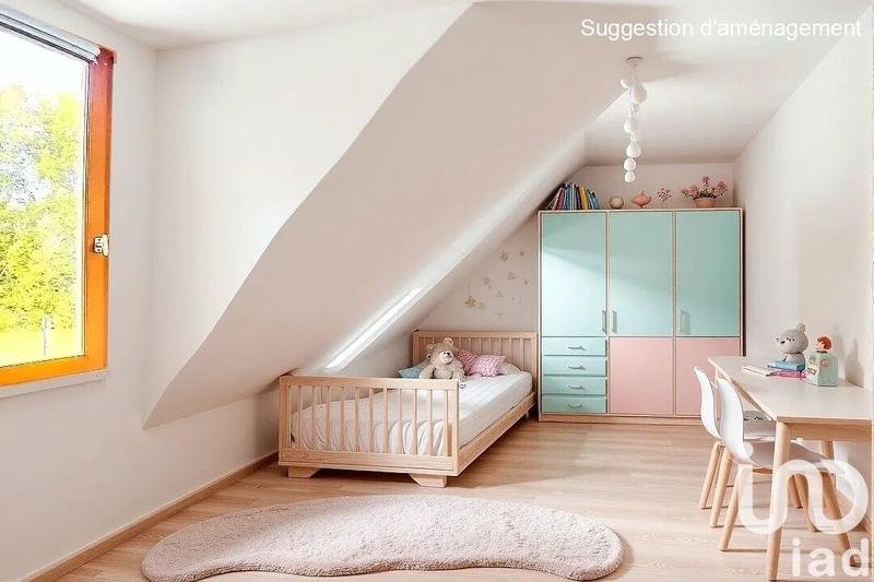 Maison - 96 m² - 5 pièces