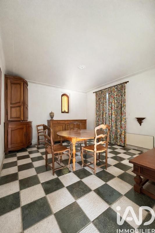 Maison - 185 m² - 5 pièces