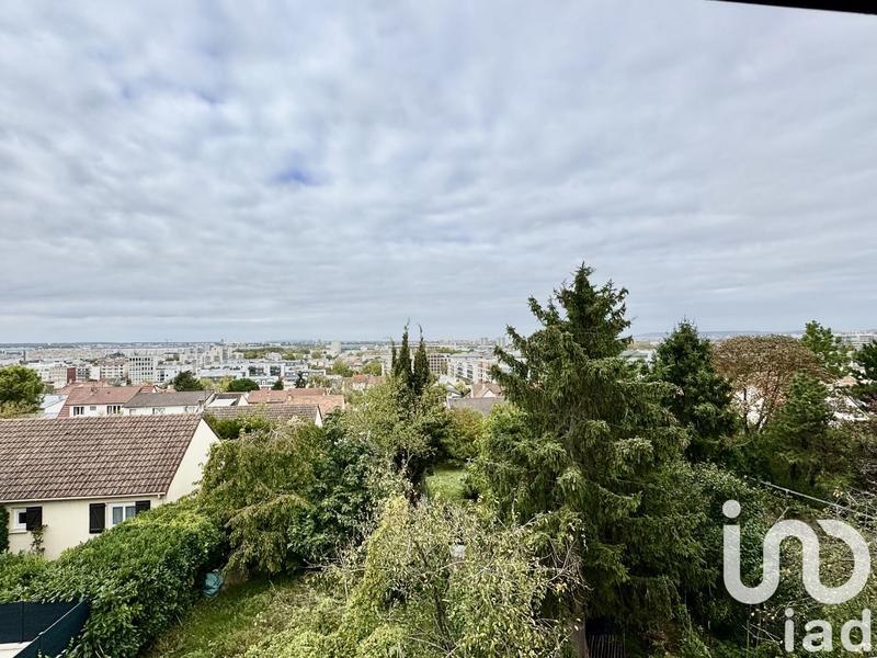 Maison - 200 m² - 7 pièces