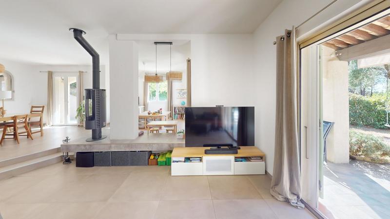 Villa - 204 m² - 6 pièces