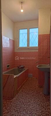 Maison traditionnelle - 171 m² - 8 pièces