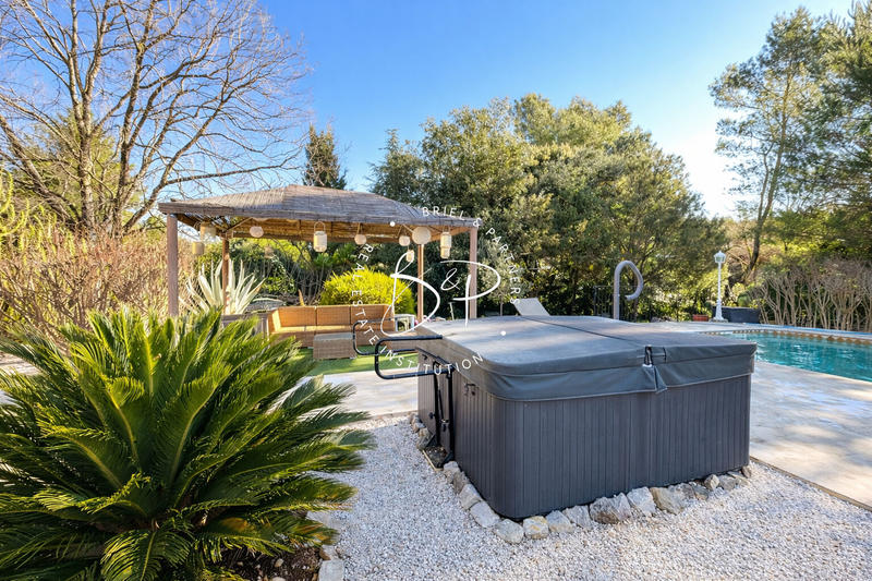 Maison - 149 m² - 5 pièces