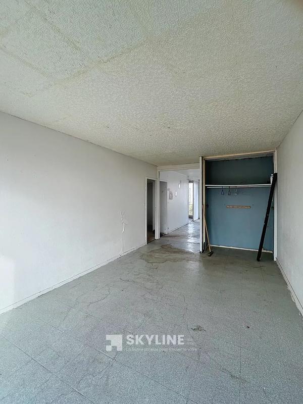 Appartement - 82 m² - 5 pièces