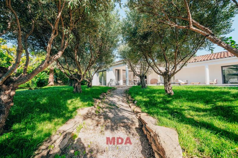 Maison contemporaine - 135 m² - 4 pièces