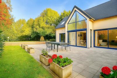 Maison - 206 m² - 5 pièces