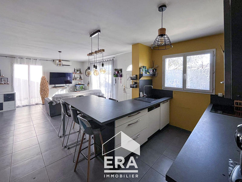 Maison - 97 m² - 5 pièces