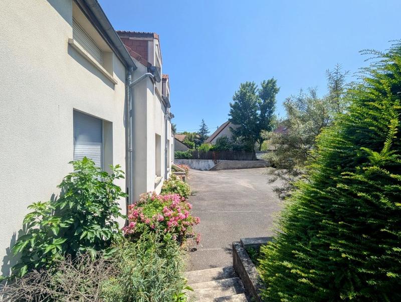 Appartement - 67 m² - 2 pièces