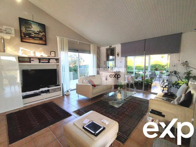 Villa - 152 m² - 8 pièces