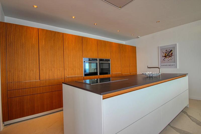 Villa - 350 m² - 8 pièces