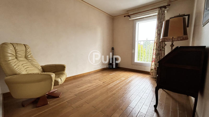 Appartement - 111 m² - 6 pièces