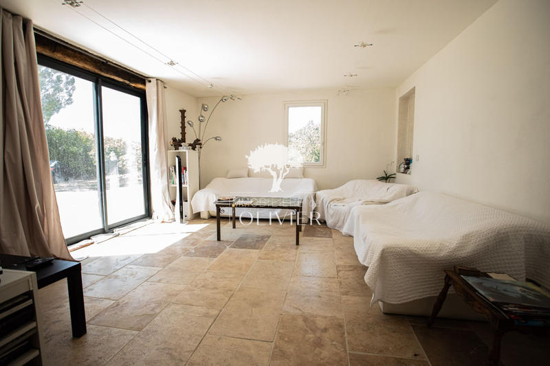 Propriété - 270 m² - 7 pièces