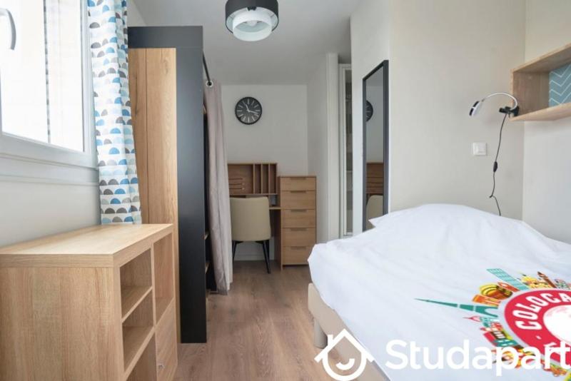 Chambre - 10 m² - 1 pièce