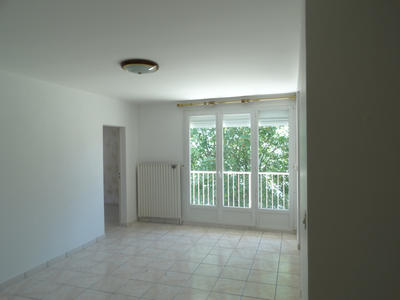 Appartement - 79 m² - 5 pièces