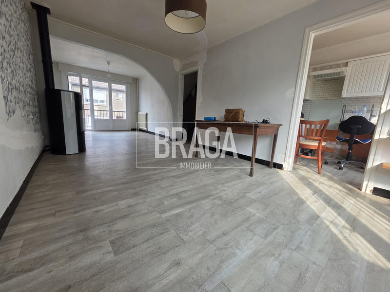 Maison - 83 m² - 4 pièces