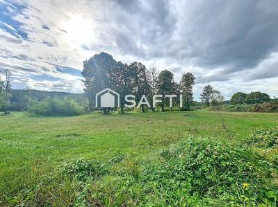 Terrain - 8 500 m²