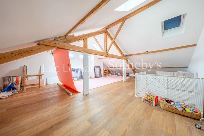 Maison - 500 m² - 11 pièces