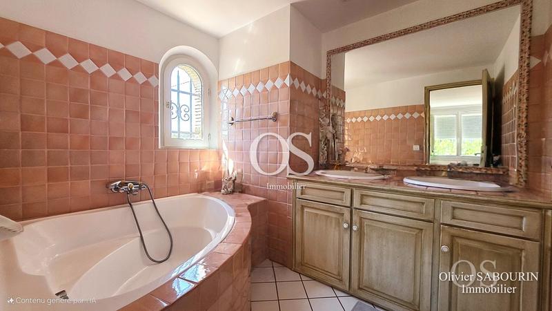 Maison - 165 m² - 6 pièces