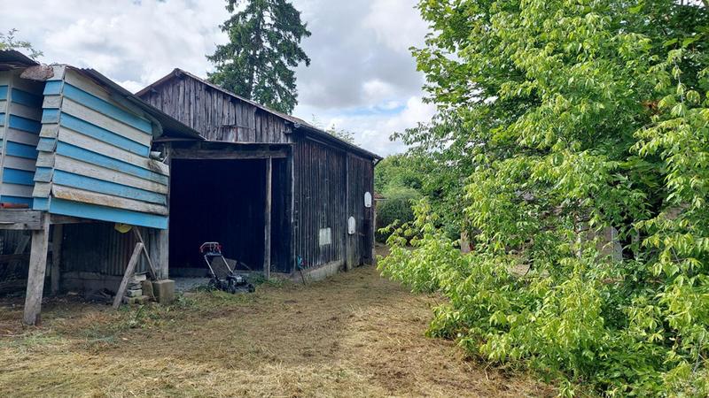 Maison - 200 m² - 3 pièces