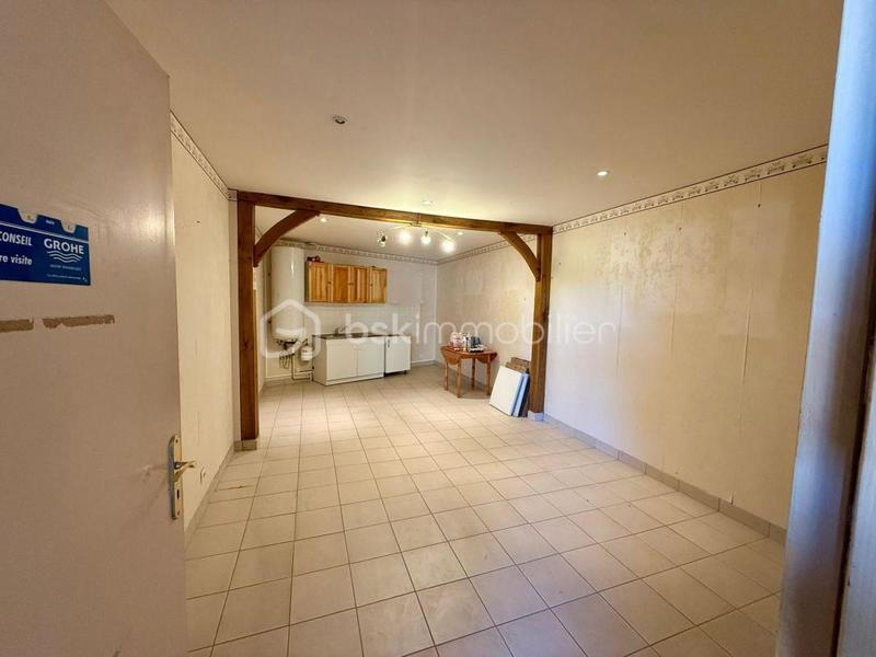 Immeuble - 220 m² - 1 pièce