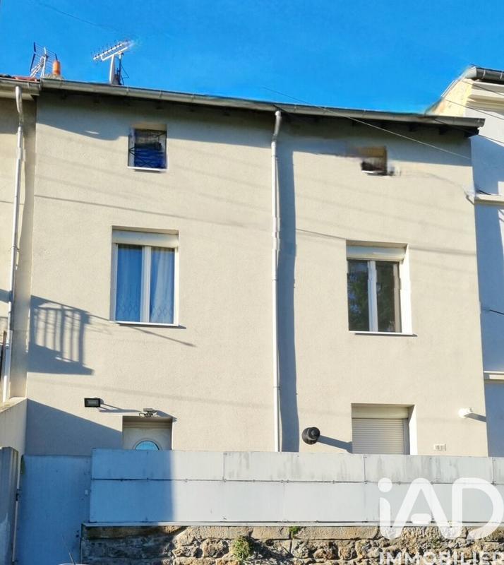 Maison - 110 m² - 5 pièces