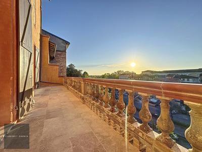 Appartement - 189 m² - 5 pièces