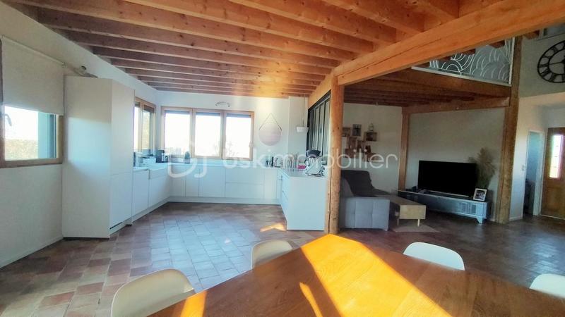 Maison - 123 m² - 6 pièces