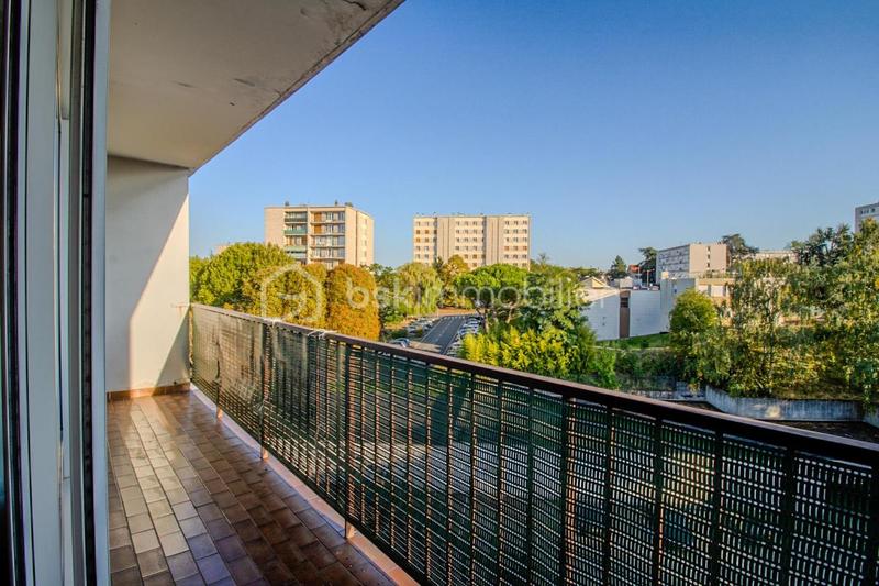 Appartement - 82 m² - 4 pièces