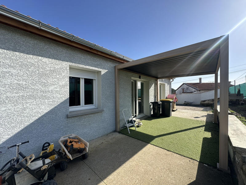 Maison - 80 m² - 4 pièces