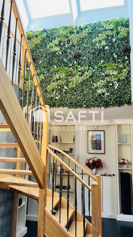 Maison - 213 m² - 6 pièces