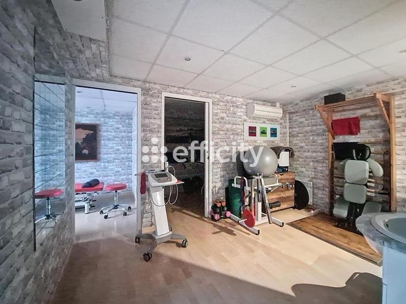 Bureau - 94 m² - 5 pièces