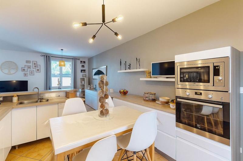 Maison - 160 m² - 7 pièces