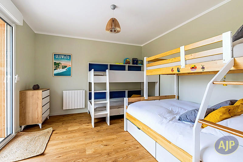 Maison - 138 m² - 7 pièces