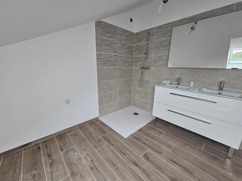 Maison - 99 m² - 4 pièces