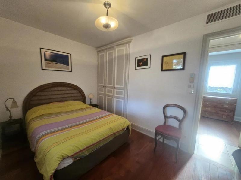 Appartement - 107 m² - 6 pièces