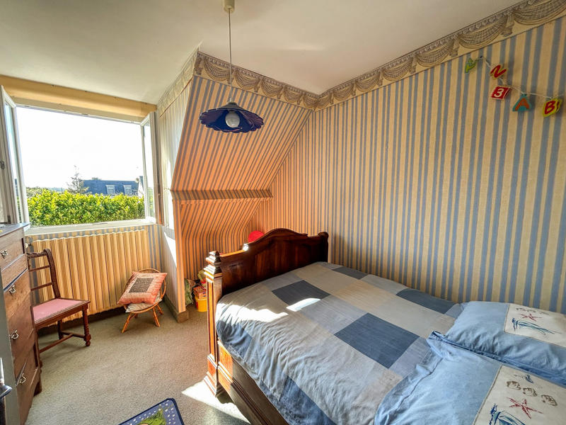 Maison - 155 m² - 6 pièces