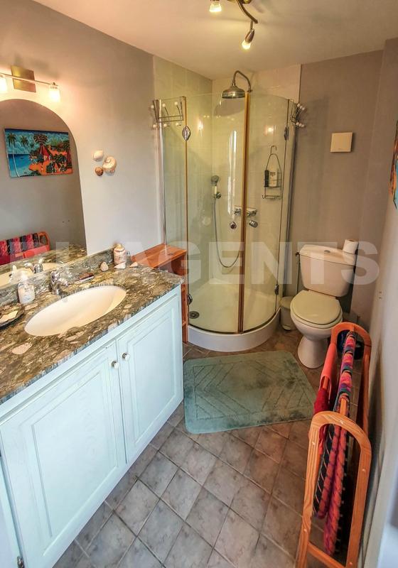 Maison de domaine - 370 m² - 14 pièces