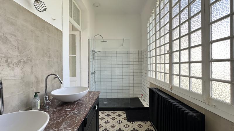 Maison bourgeoise - 290 m² - 8 pièces