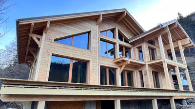 Maison - 320 m² - 6 pièces