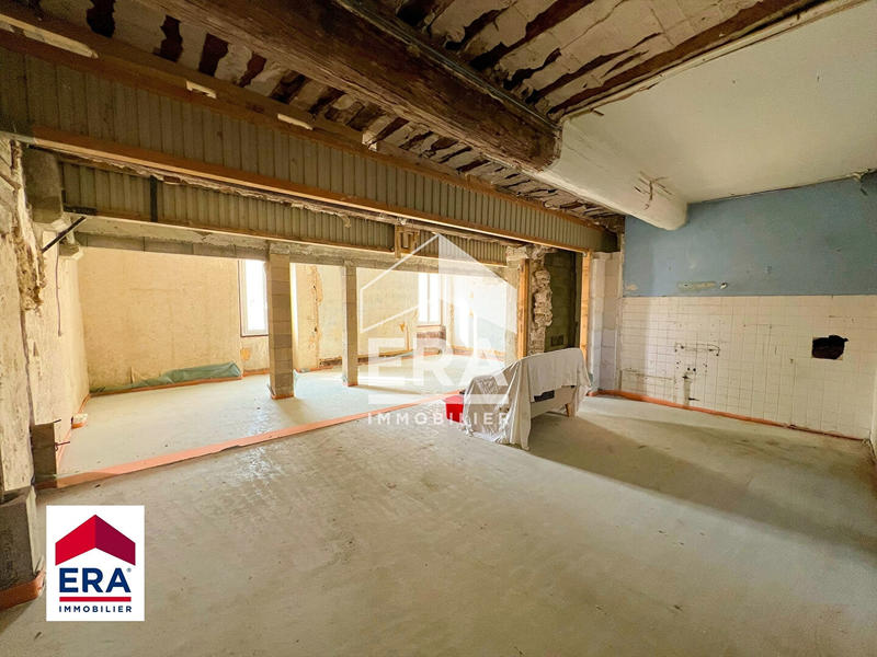 Maison - 265 m² - 8 pièces