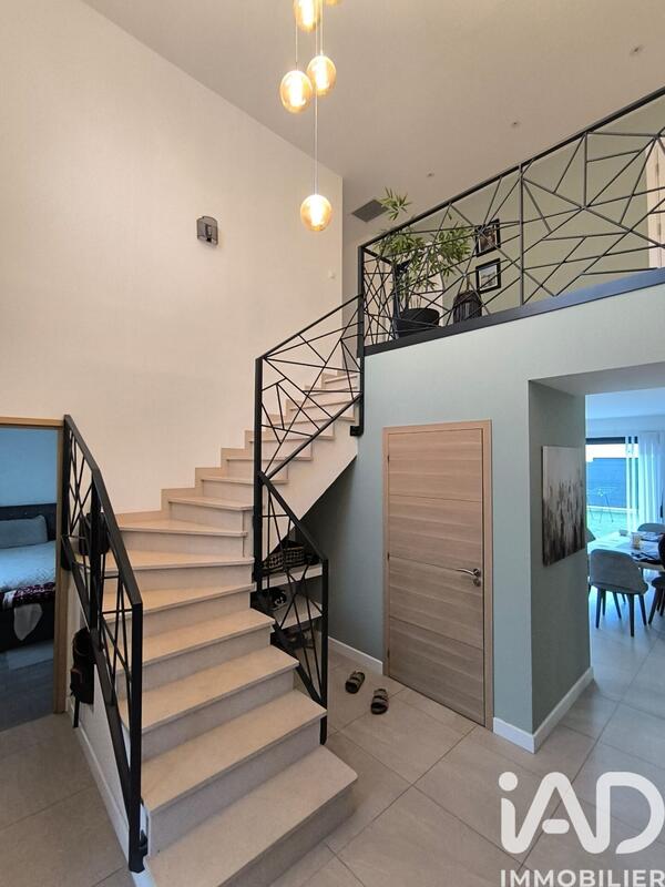 Maison - 155 m² - 6 pièces