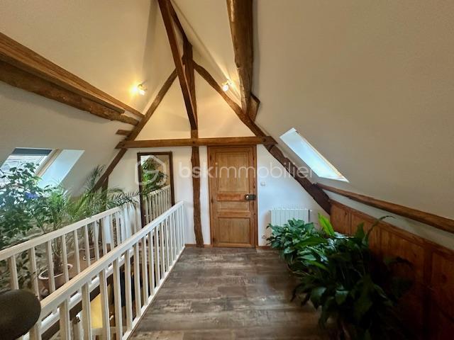 Demeure - 177 m² - 5 pièces